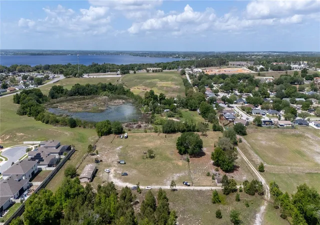 5th image of 12606 S Grassy Lake Rd, Minneola, FL 34715 | MLS# O6400387
