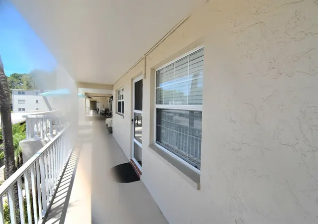 4th image of 936 Virginia St #206, Dunedin, FL 34698 | MLS# TB8499199