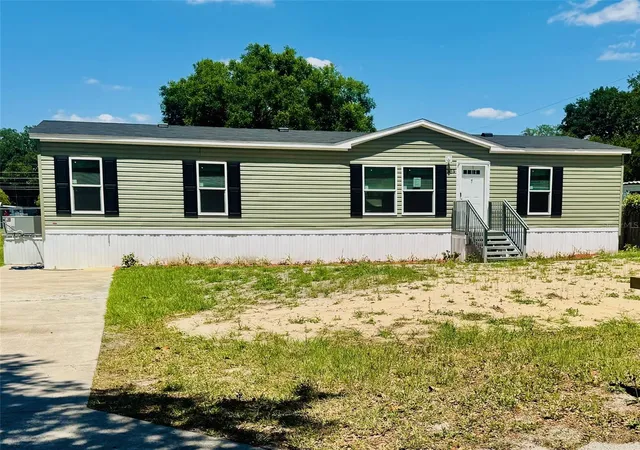 2nd image of 389 Waterview Dr, Polk City, FL 33868 | MLS# B4902239