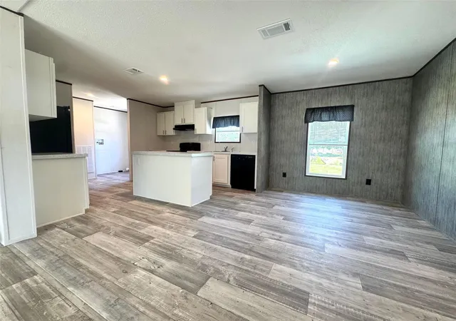 4th image of 389 Waterview Dr, Polk City, FL 33868 | MLS# B4902239