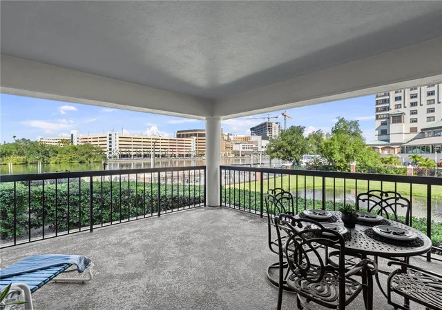 Homes for sale in Tampa, FL | 707 Seddon Cove Wy, Tampa, FL 33602 | MLS# TB8499241