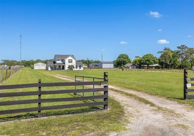 2nd image of 4245 Henry J Ave, Saint Cloud, FL 34772 | MLS# S5148147
