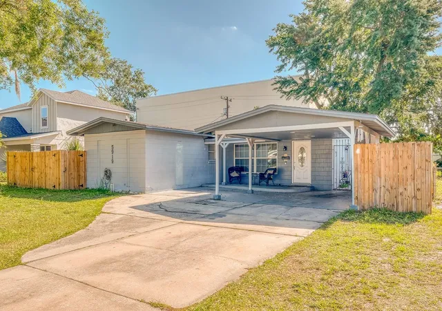 Photo 1 of Single family home for sale at 5919 Luzon Dr, Orlando, FL 32809 | MLS# O6400439 | Listing updated on 2026-08-31