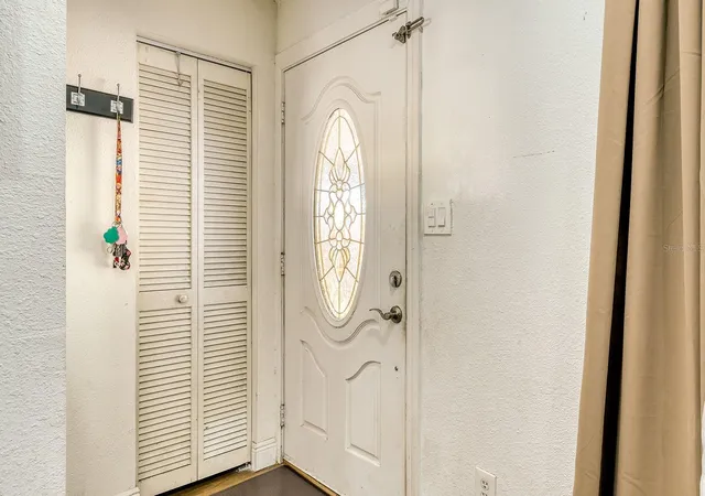 Photo 3 of Single family home for sale at 5919 Luzon Dr, Orlando, FL 32809 | MLS# O6400439 | Listing updated on 2026-08-31