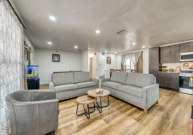Photo 3 of Single family home for sale at 5919 Luzon Dr, Orlando, FL 32809 | MLS# O6400439 | Listing updated on 2026-08-31
