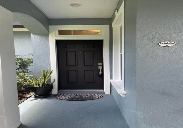 Homes for sale in Windermere, FL | 6820 Thornhill Cir, Windermere, FL 34786 | MLS# V4948591