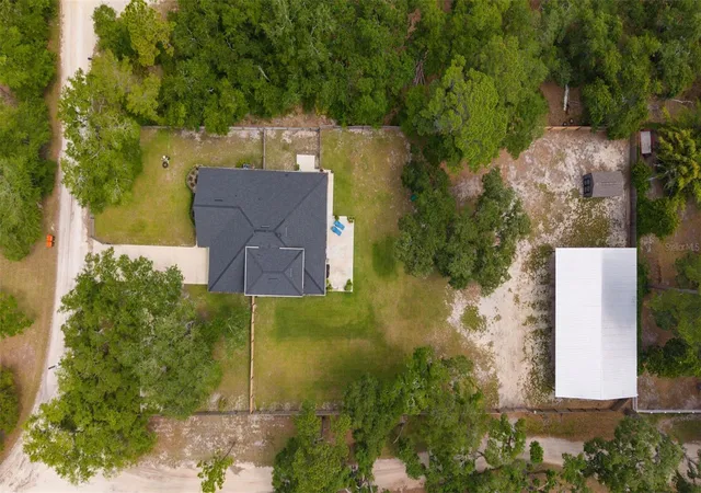 Homes for sale in Weirsdale, FL | 16189 Se 190th Ave, Weirsdale, FL 32195 | MLS# TB8499329