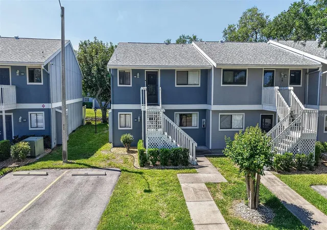 1st image of 6033 34Th St W #145, Bradenton, FL 34210 | MLS# TB8499332