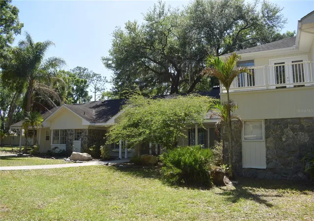 Photo 3 of Single family home for sale at 16308 Rock Lake Dr, Odessa, FL 33556 | MLS# TB8499372 | Listing updated on 2026-10-01