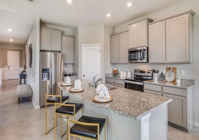3rd image of 32693 Duluth Dr, Wesley Chapel, FL 33543 | MLS# TB8499384