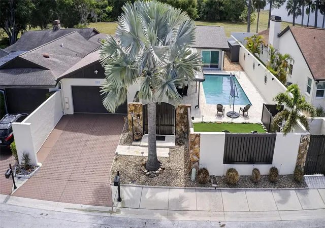 5th image of 13522 Avista Dr, Tampa, FL 33624 | MLS# TB8499389