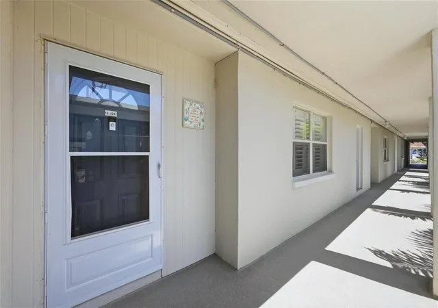 2nd image of 2110 Benjamin Franklin Dr #104, Sarasota, FL 34236 | MLS# A4690614