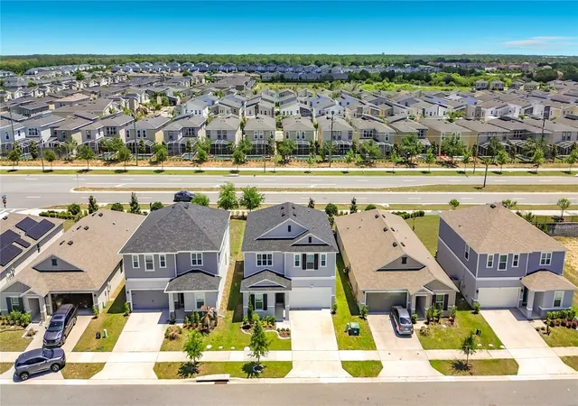 Homes for sale in Davenport, FL | 795 Overpool Ave, Davenport, FL 33896 | MLS# G5111219
