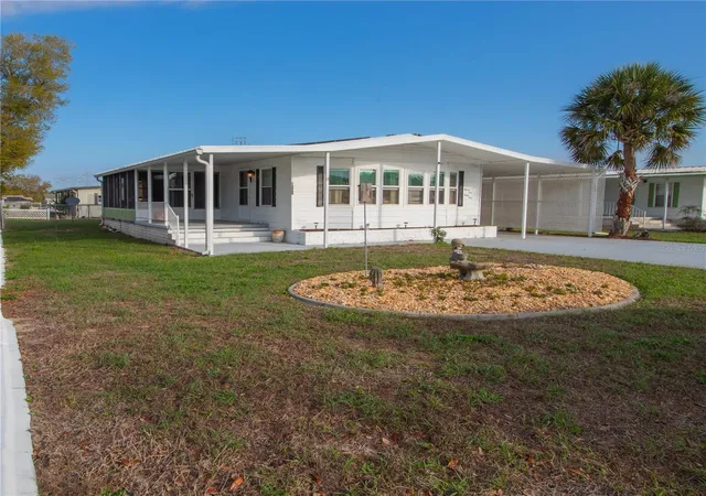 2nd image of 9141 Salisbury Dr, Brooksville, FL 34613 | MLS# OM723069