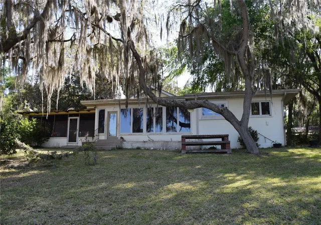 2nd image of 121 Aweema Wy, Melrose, FL 32666 | MLS# OM723075