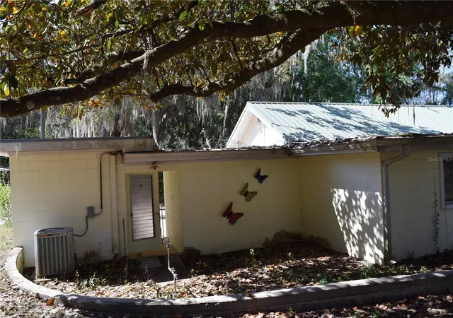 3rd image of 121 Aweema Wy, Melrose, FL 32666 | MLS# OM723075