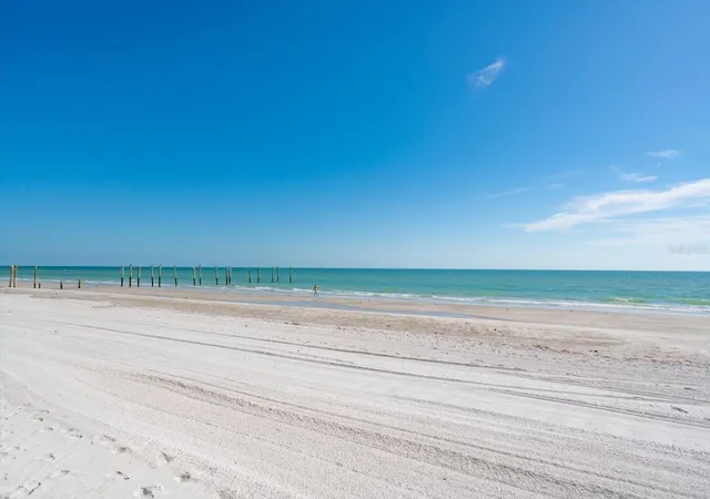 4th image of 16326 Gulf Blvd #206, Redington Beach, FL 33708 | MLS# TB8499488