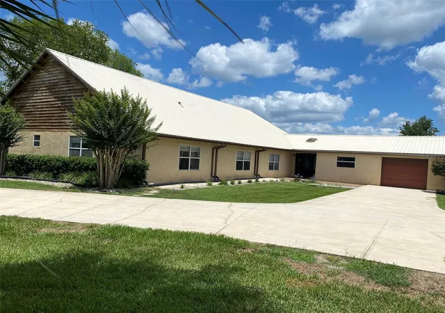1st image of 229 Lake Ida Point Dr, Interlachen, FL 32148 | MLS# GC539602
