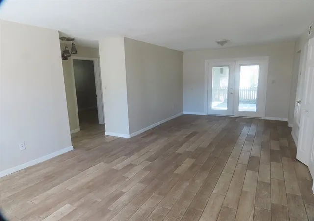 4th image of 749 Seminole Ave, Longwood, FL 32750 | MLS# O6400530
