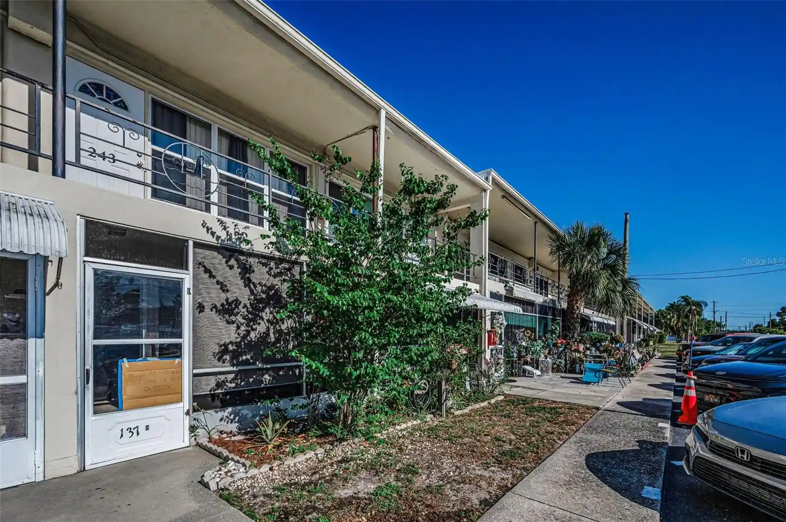 Listing Photo 1 - Condo for sale in 4051 58Th St N located at 4051 58Th St N, Kenneth City, FL 33709 - Unit #243
