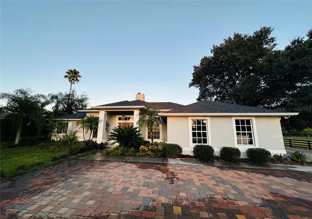 Photo 3 of Single family home for sale at 1889 Ranchland Trl, Longwood, FL 32750 | MLS# V4948599 | Listing updated on 2026-10-04