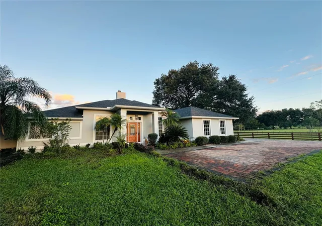 Photo 3 of Single family home for sale at 1889 Ranchland Trl, Longwood, FL 32750 | MLS# V4948599 | Listing updated on 2026-10-04