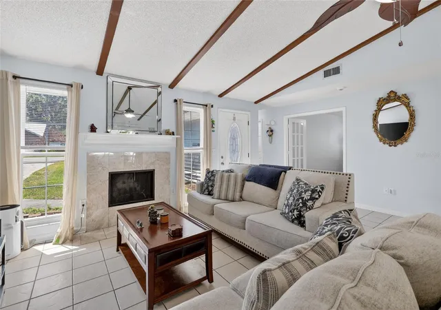 Photo 3 of Single family home for sale at 4646 Old 37 Rd, Lakeland, FL 33813 | MLS# S5148187 | Listing updated on 2026-10-04