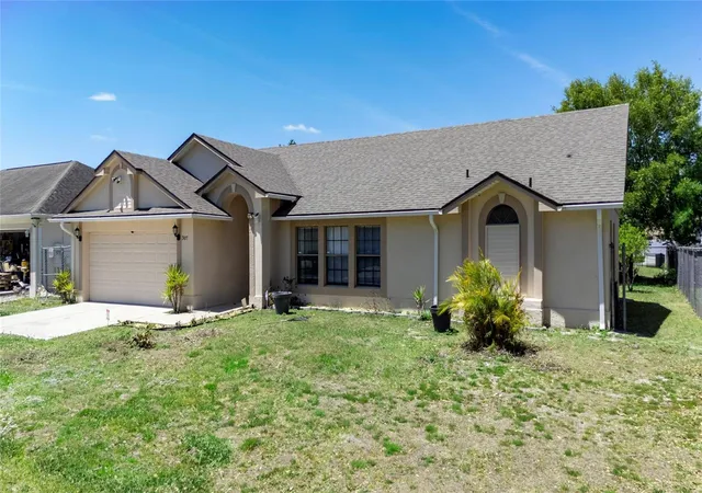 Homes for sale in Kissimmee, FL | 307 Colony Ct, Kissimmee, FL 34758 | MLS# S5148191