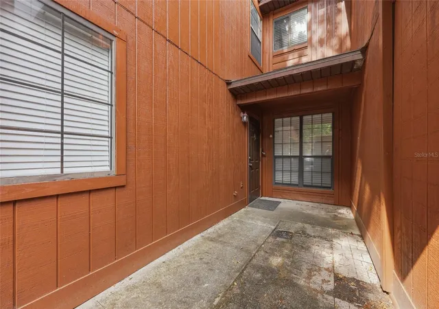 Photo 2 of Townhouse for sale at 852 Sw 58th Terrace, Gainesville, FL 32607 | MLS# GC539608 | Listing updated on 2026-09-17