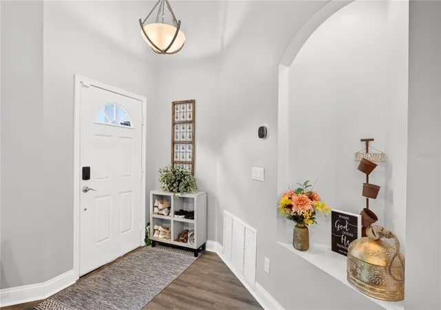 Photo 3 of Single family home for sale at 4339 Northern Dancer Way, Orlando, FL 32826 | MLS# V4948603 | Listing updated on 2026-10-01