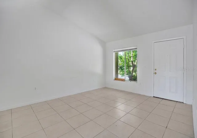 5th image of 2827 Coral Reef Dr, Orlando, FL 32826 | MLS# O6400580