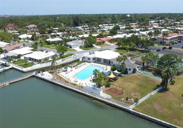 48th image of 10134 Regal Dr #1, Largo, FL 33774 | MLS# TB8499581