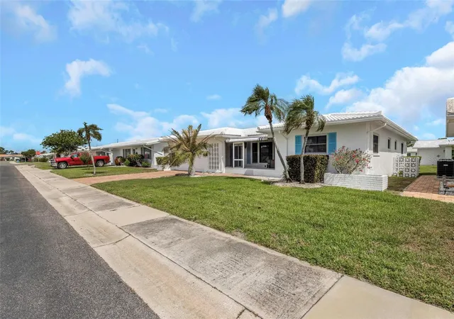 2nd image of 3627 100th Pl N #4, Pinellas Park, FL 33782 | MLS# TB8499588