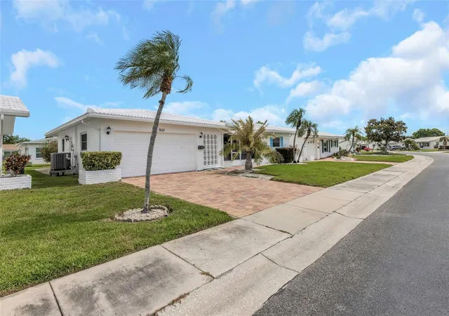 4th image of 3627 100Th Pl N #4, Pinellas Park, FL 33782 | MLS# TB8499588