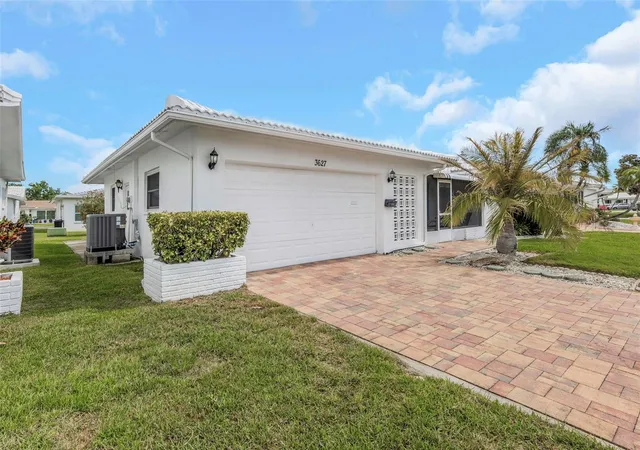 5th image of 3627 100Th Pl N #4, Pinellas Park, FL 33782 | MLS# TB8499588