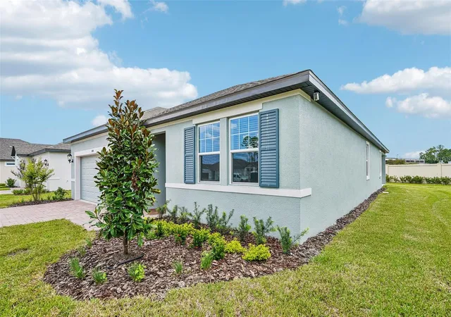 4th image of 1004 British Cir, Daytona Beach, FL 32124 | MLS# TB8499592