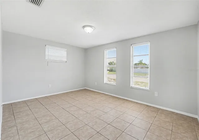 Photo 3 of Single family home for sale at 6337 Bonaire Ave, New Port Richey, FL 34653 | MLS# O6400602 | Listing updated on 2026-10-15