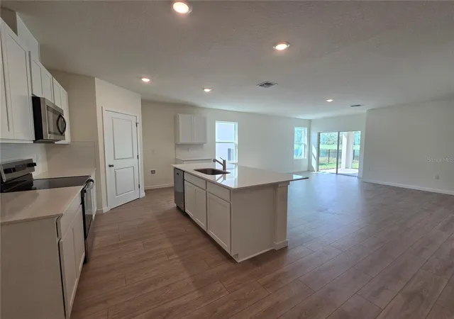3rd image of 1001 Champion Rdg Dr, Daytona Beach, FL 32124 | MLS# O6400621
