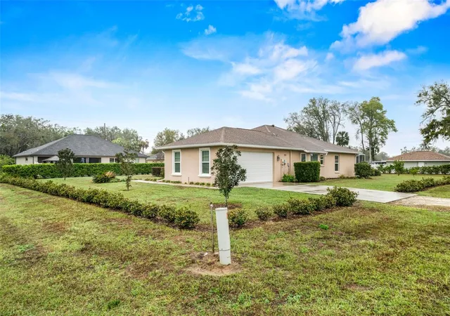 Photo 3 of Single family home for sale at 276 N Cunningham Ave, Inverness, FL 34453 | MLS# OM723104 | Listing updated on 2026-09-01