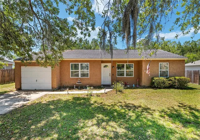 3rd image of 18 Olive Cir, Ocala, FL 34472 | MLS# OM723105