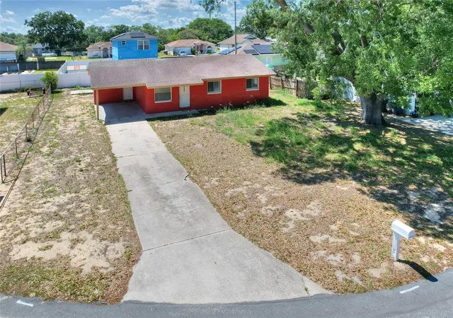 1st image of 1554 Sarah St, Lake Wales, FL 33898 | MLS# L4961232