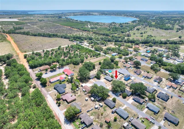 2nd image of 1554 Sarah St, Lake Wales, FL 33898 | MLS# L4961232
