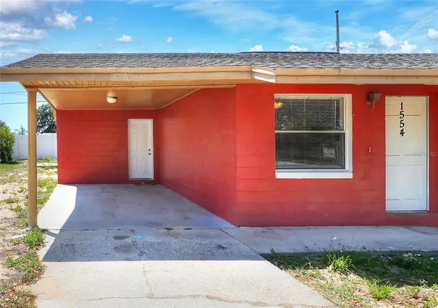 3rd image of 1554 Sarah St, Lake Wales, FL 33898 | MLS# L4961232