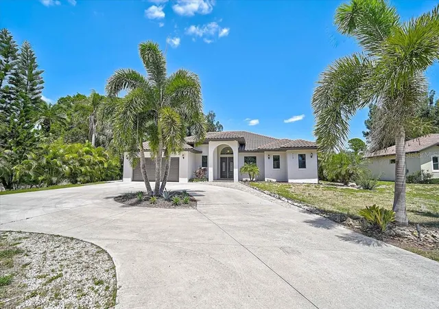 Homes for sale in Osprey, FL | 113 Burney Rd, Osprey, FL 34229 | MLS# A4690672