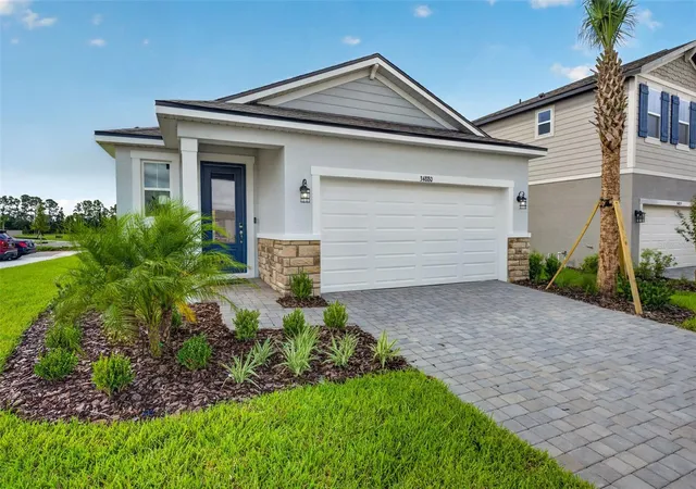 Photo 2 of Single family home for sale at 34880 Arbor Retreat Dr, Dade City, FL 33525 | MLS# TB8499680 | Listing updated on 2026-10-08