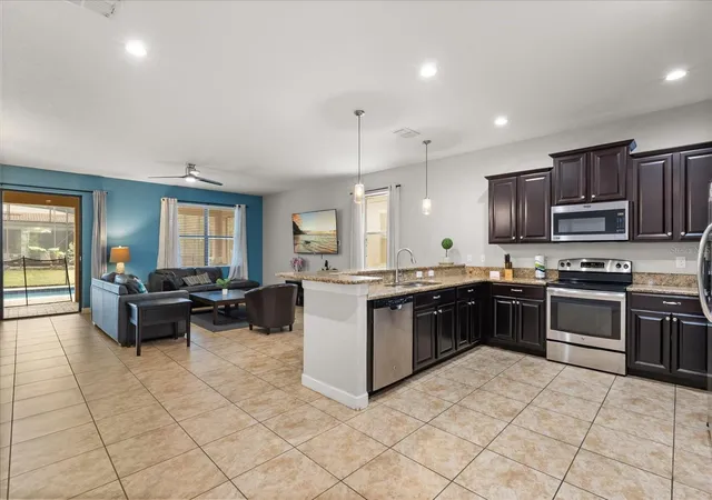 4th image of 1454 Myrtlewood St, Davenport, FL 33896 | MLS# O6400660