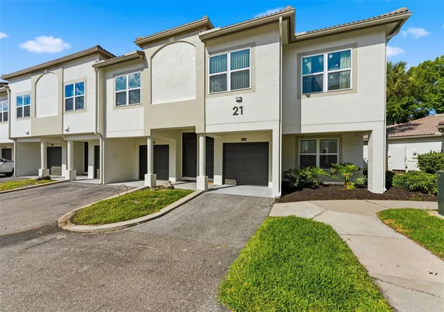 Homes for sale in Tampa, FL | 1022 Normandy Trace Rd, Tampa, FL 33602 | MLS# TB8499688