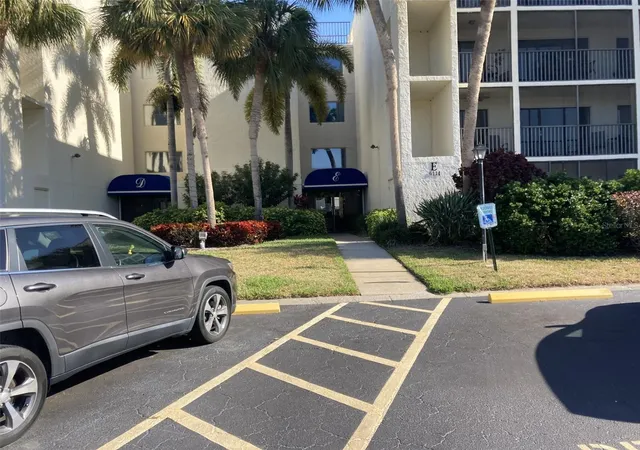 1st image of 6114 43rd St W #103E, Bradenton, FL 34210 | MLS# A4690690