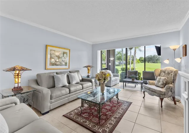 4th image of 6211 Timber Lake Dr, SARASOTA, FL 34243