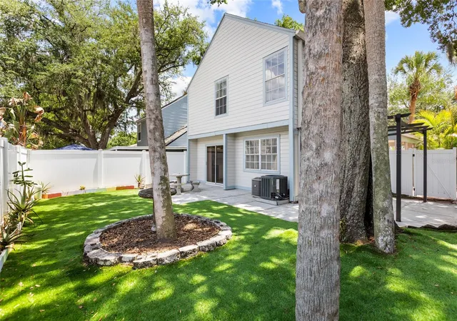 27th image of 7608 Willow Park Dr, Temple Terrace, FL 33637 | MLS# TB8499715